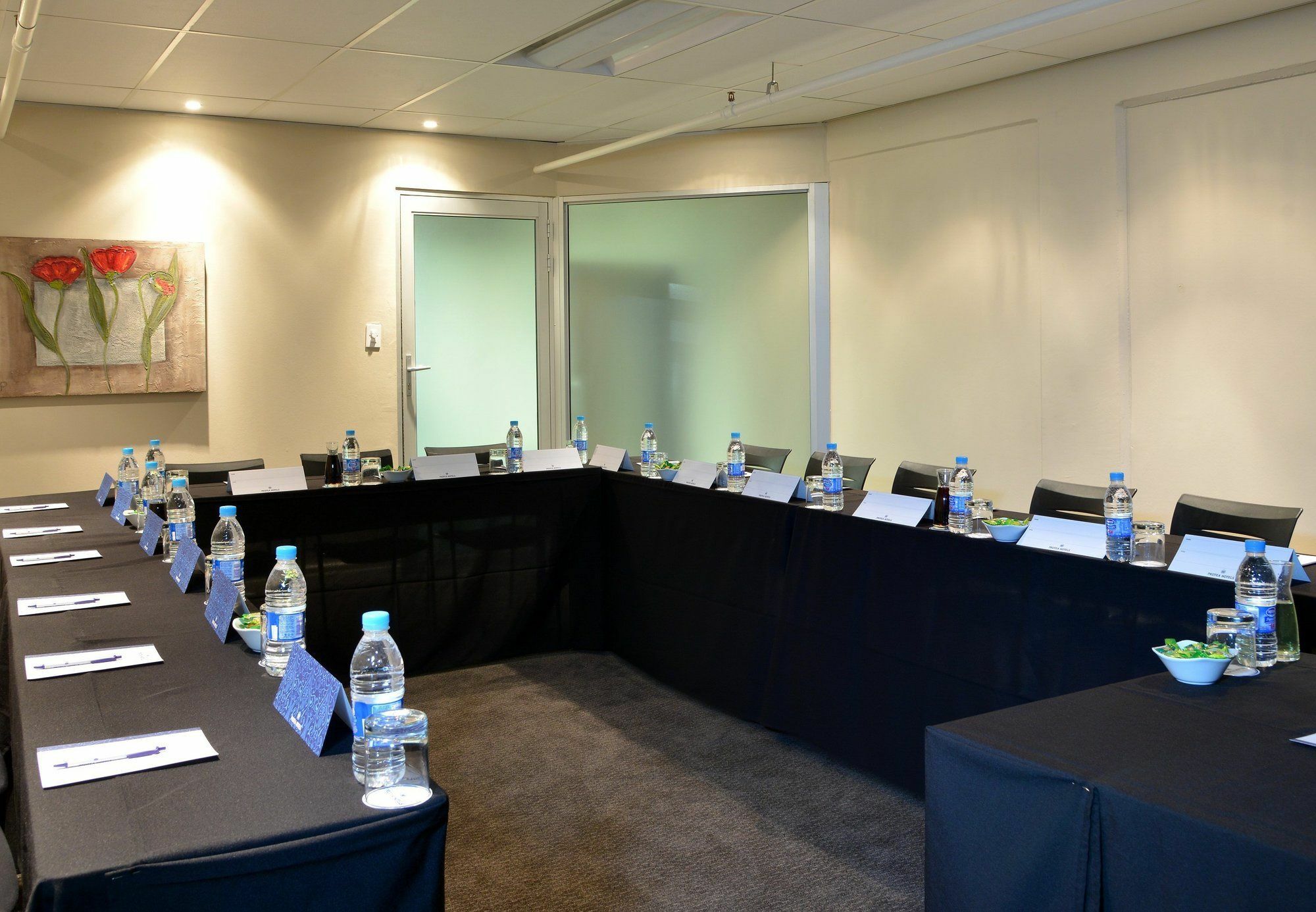 Protea Hotel By Marriott Pretoria Hatfield 外观 照片