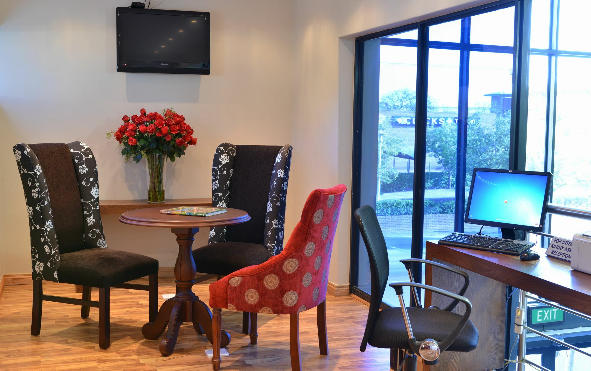 Protea Hotel By Marriott Pretoria Hatfield 外观 照片