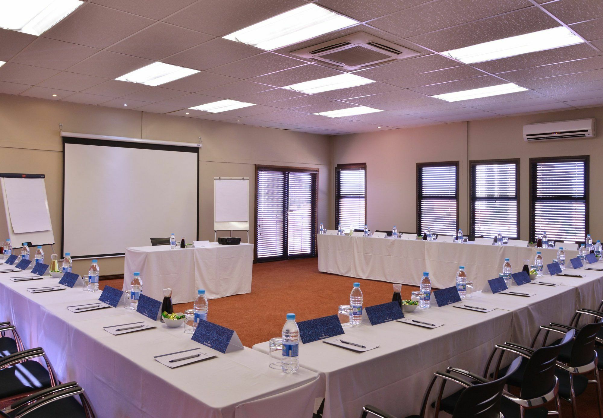 Protea Hotel By Marriott Pretoria Hatfield 外观 照片